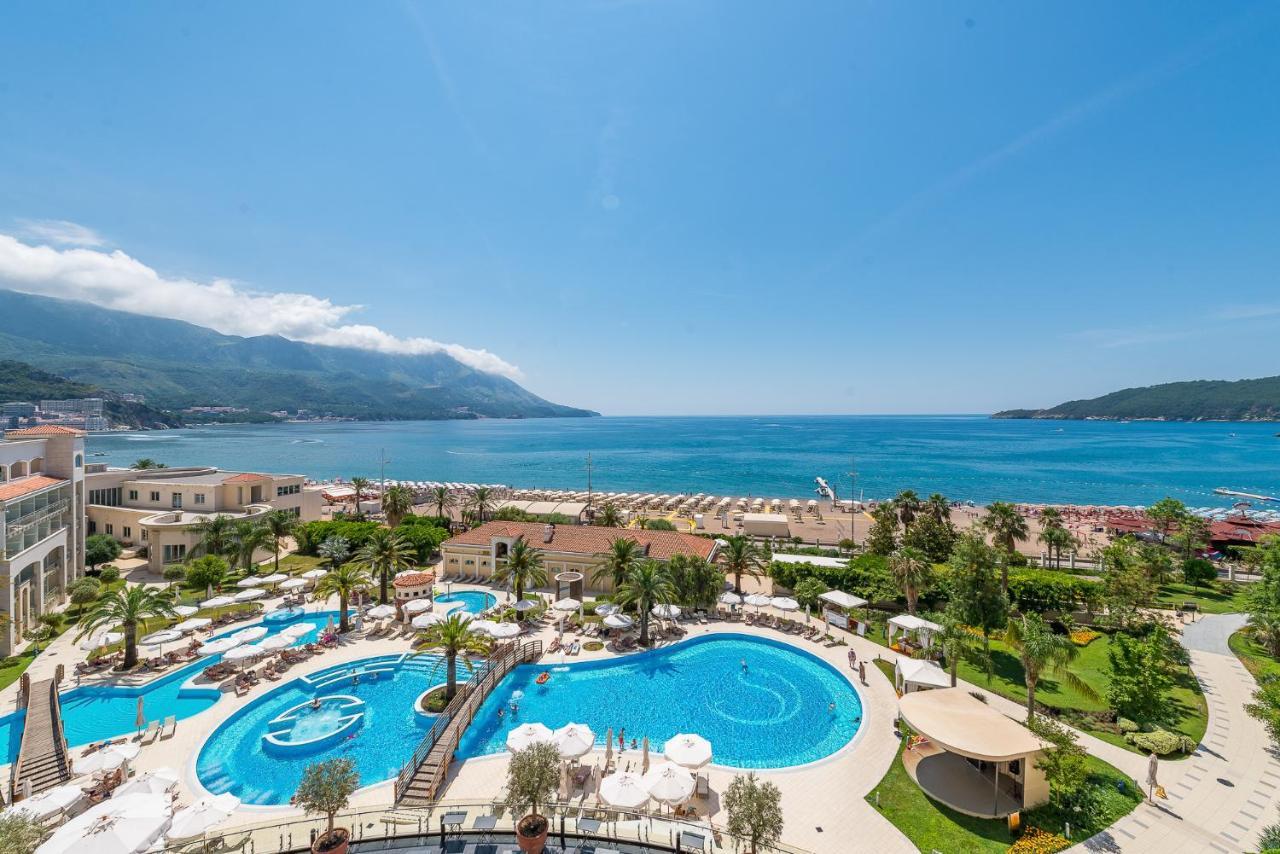 Splendid Conference & Spa Resort Budva Bagian luar foto A view of the resort