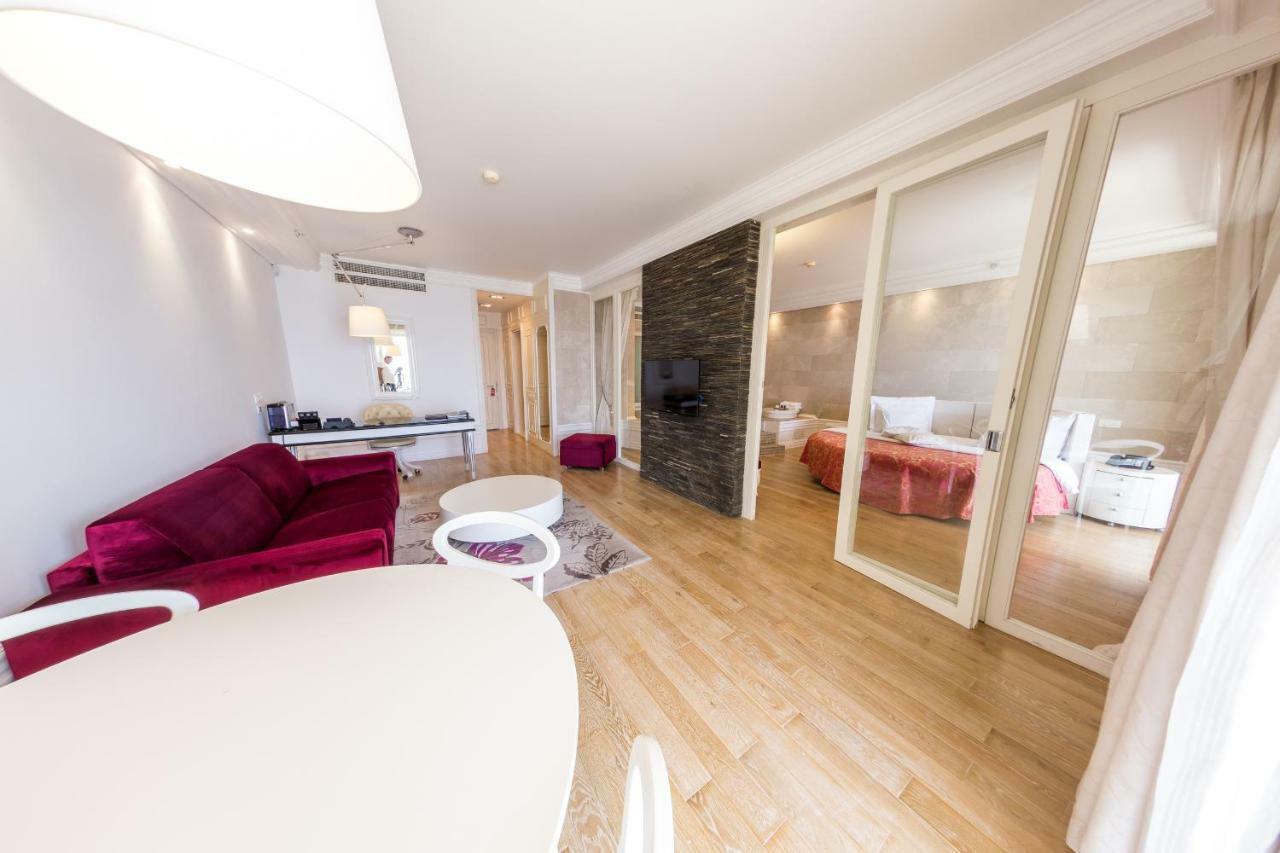 Splendid Conference & Spa Resort Budva Bagian luar foto Suite