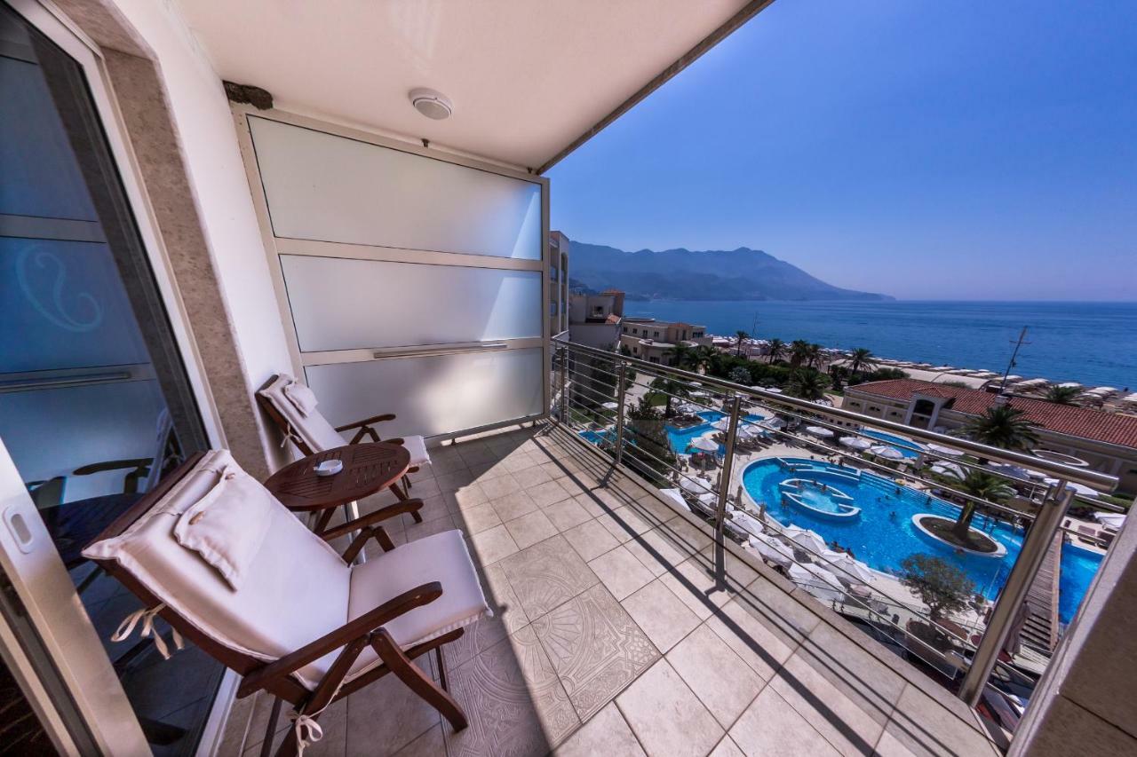 Splendid Conference & Spa Resort Budva Bagian luar foto A balcony
