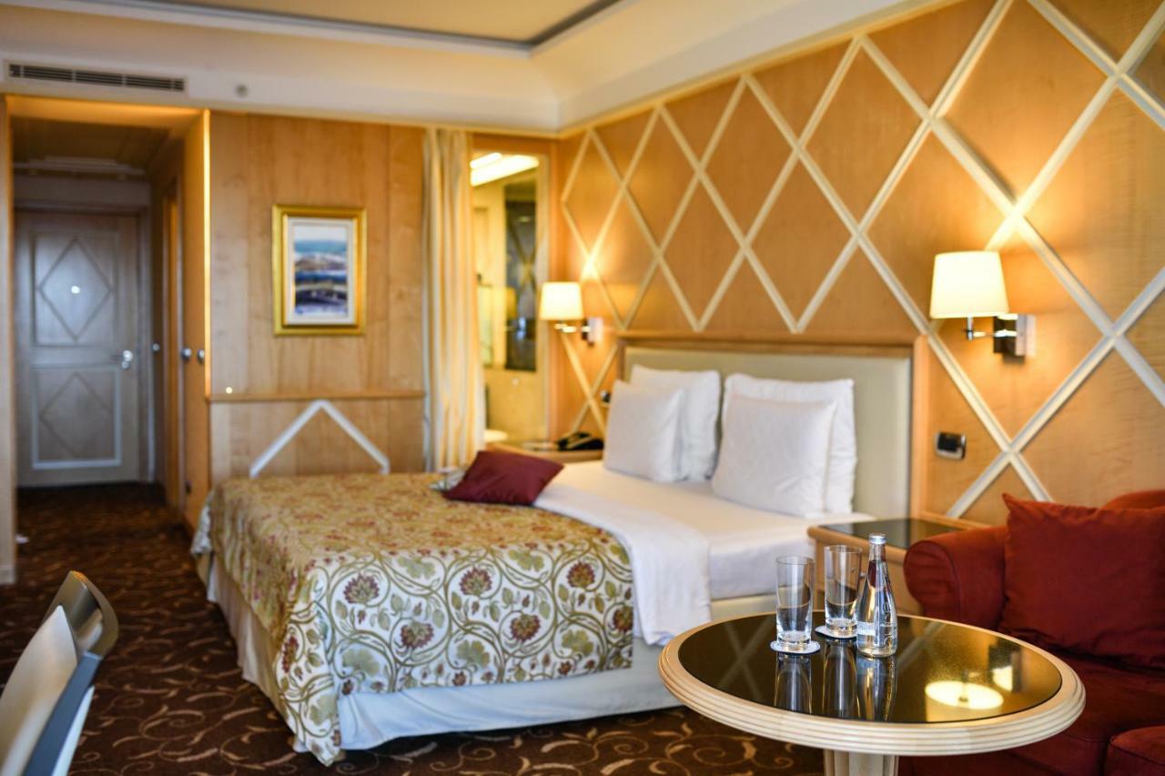 Splendid Conference & Spa Resort Budva Bagian luar foto