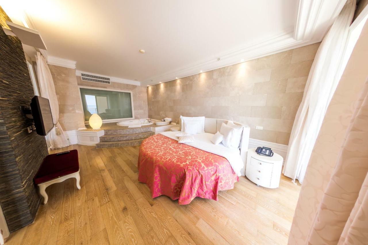 Splendid Conference & Spa Resort Budva Bagian luar foto